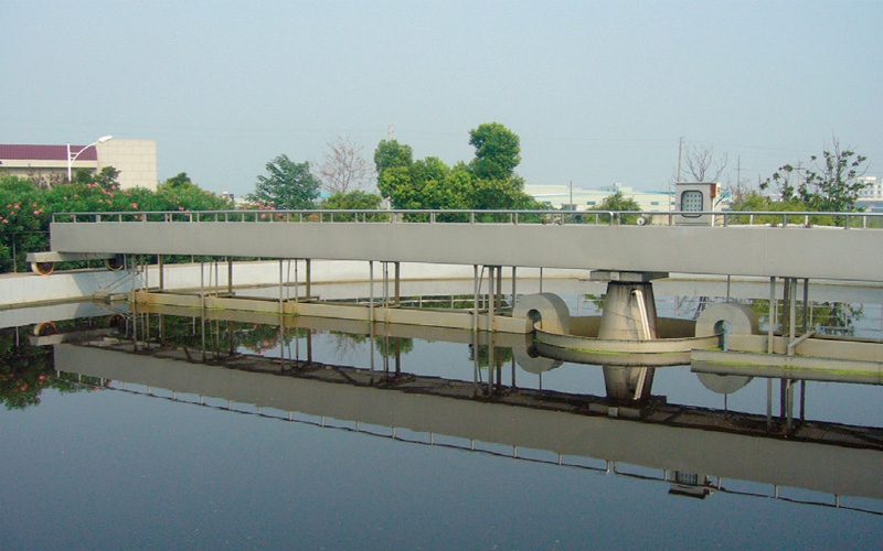 ZBX型周邊傳動吸泥機
